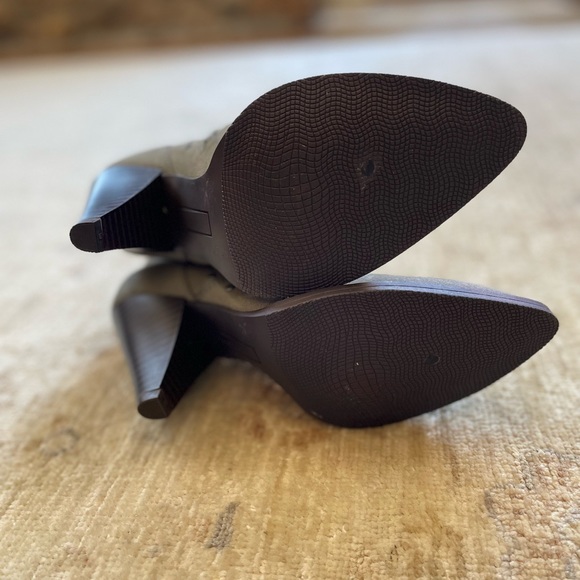 New Madeline Girl Cone Heel Moto Booties, Gray with studs size 6. - Picture 4 of 11